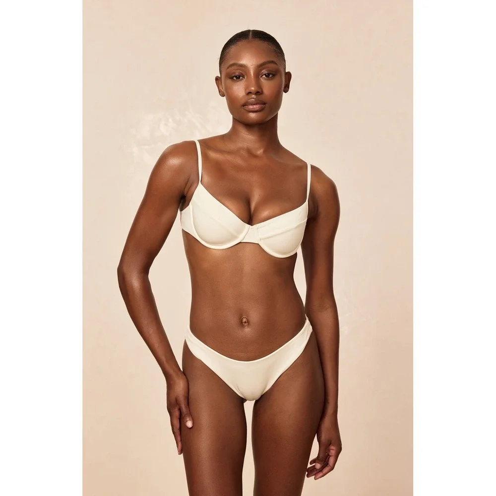 Monday Swimwear Maui Top Ivory Medium New With‎ Tags